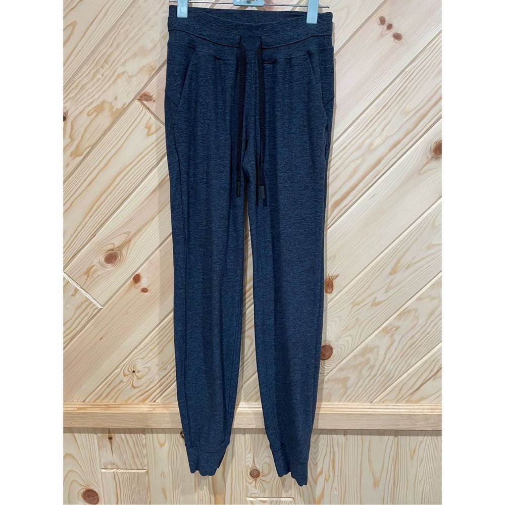 Lululemon Womens Jogger Sweatpants Stretch Workout Pocket Navy Blue Size 2